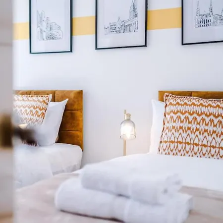 Stunning 2-bed With Allocated Parking شقة ليدز